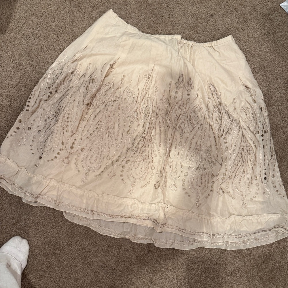 Elegant Cream Embroidered Skirt